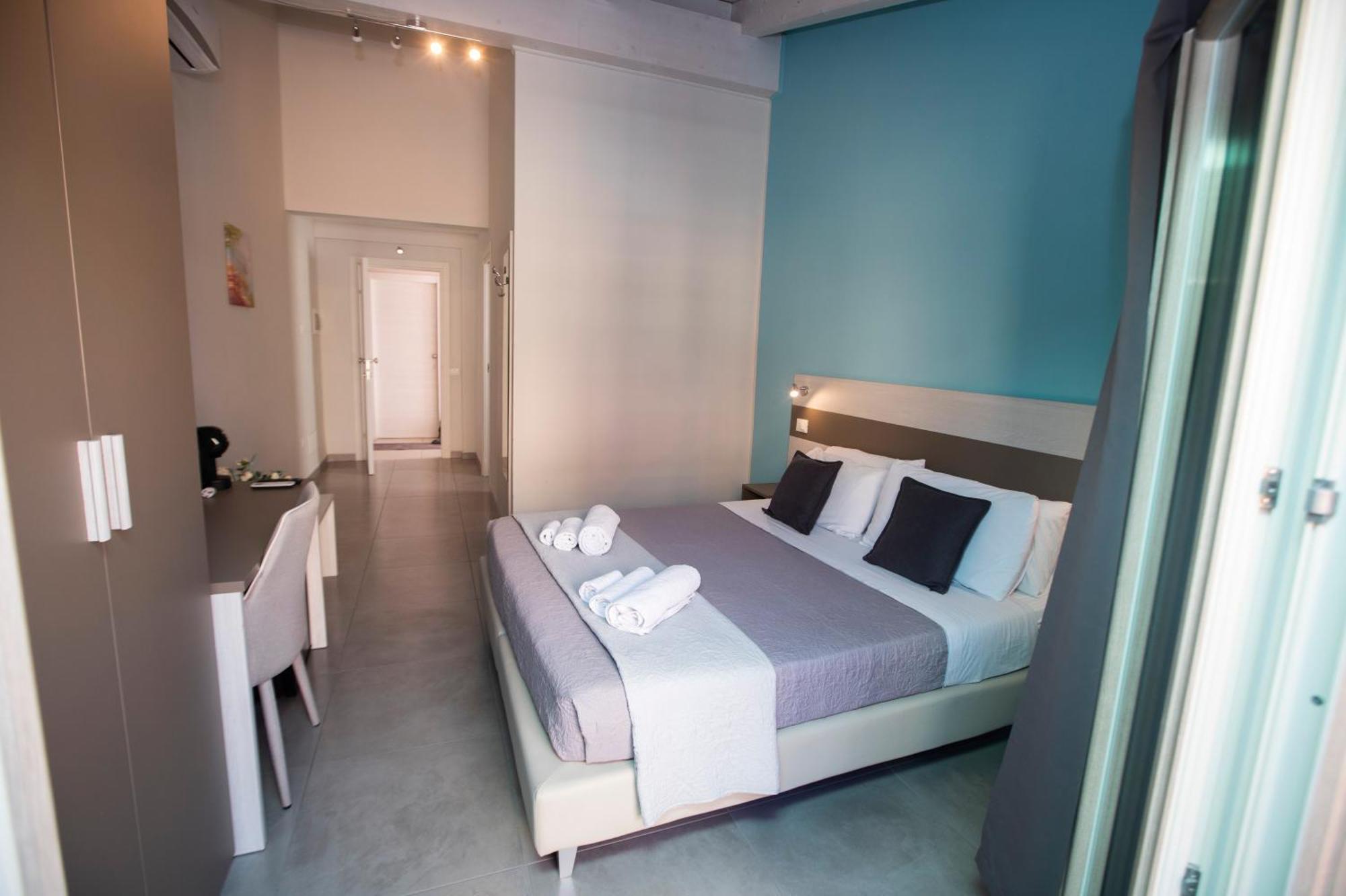 La Perla Amantea - Rooms & Apartaments Extérieur photo