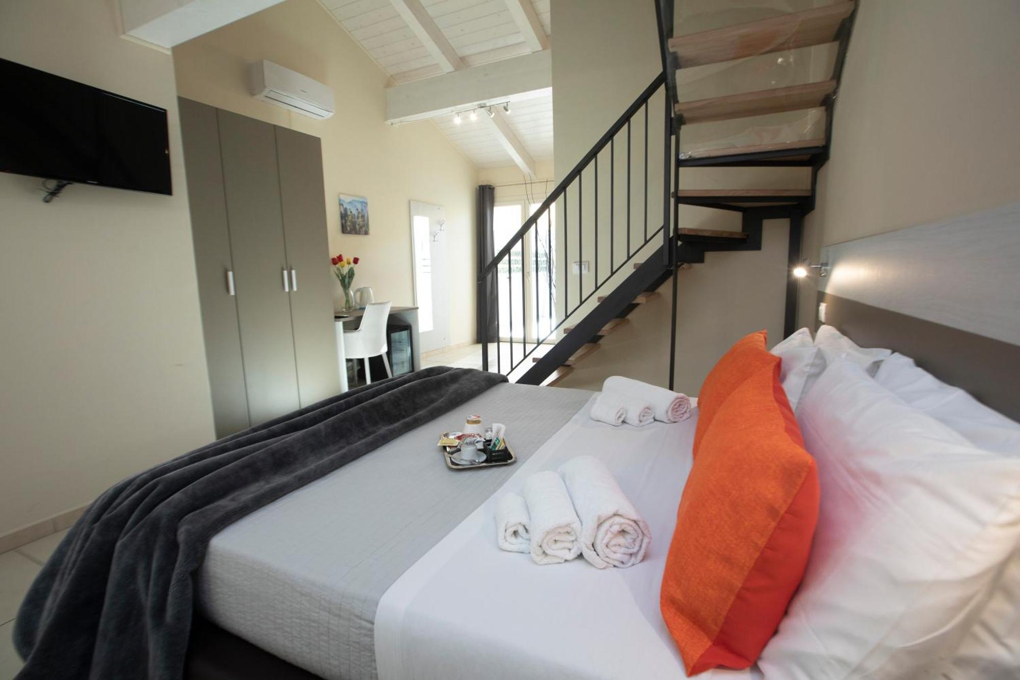 La Perla Amantea - Rooms & Apartaments Extérieur photo