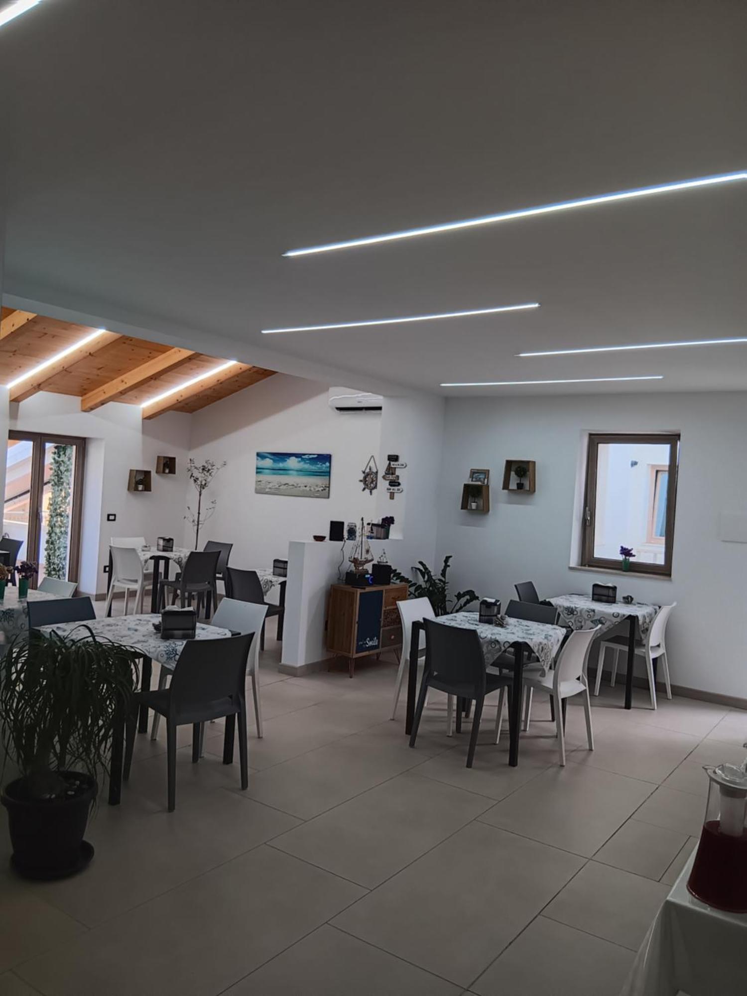 La Perla Amantea - Rooms & Apartaments Extérieur photo
